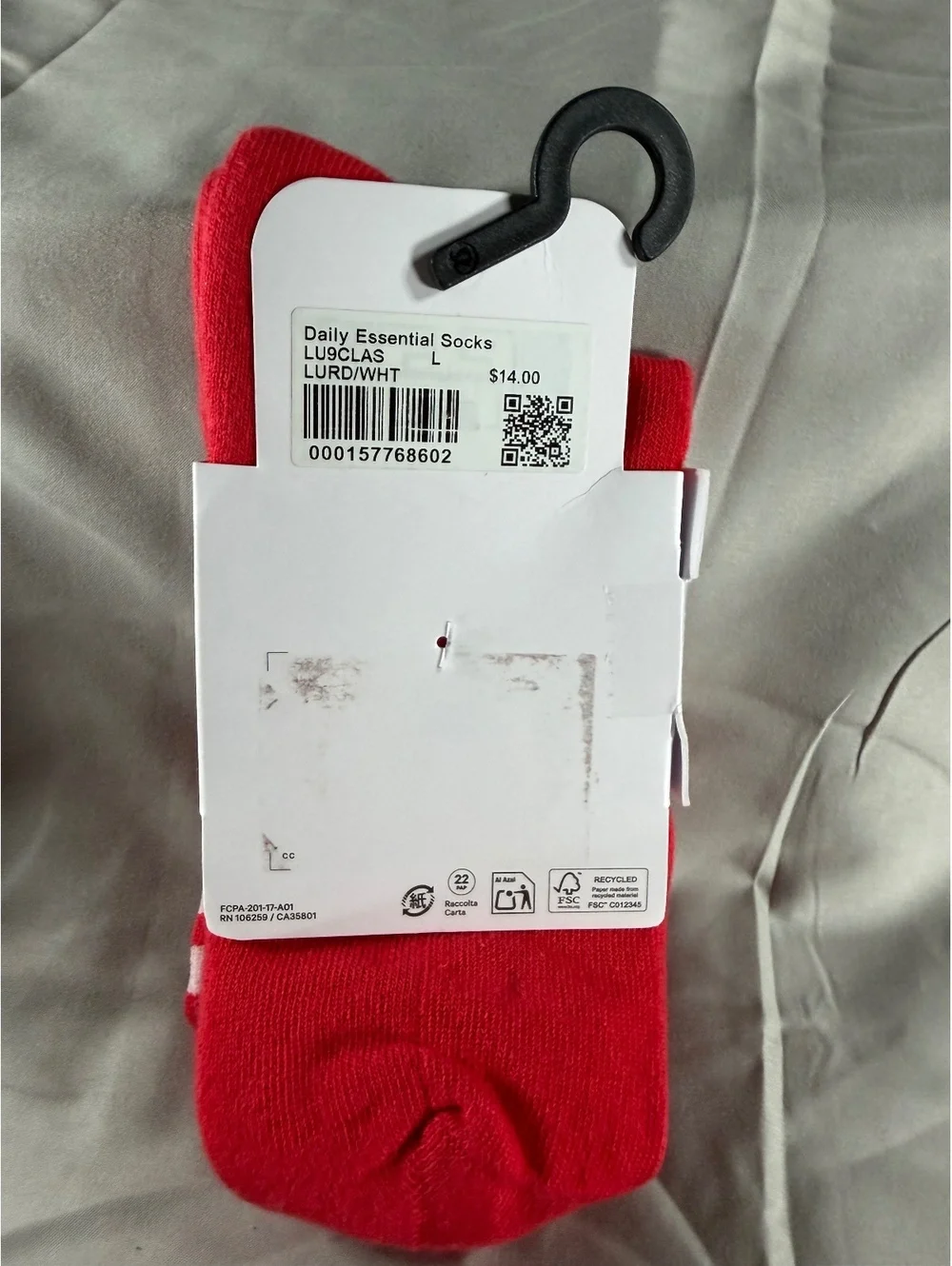 Lululemon Daily Essential Crew Length Socks Large in Lulu Red & White